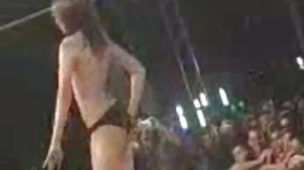 Cậu phim hoạt hình xes bé sexy câu chuyện đằng sau seine