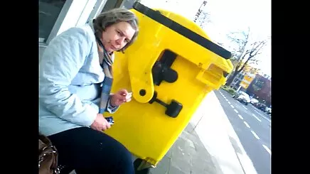 Cam Nhát cô Gái Trẻ Quyến rũ sez hoat hinh bởi một người Giàu có, Ông Già,